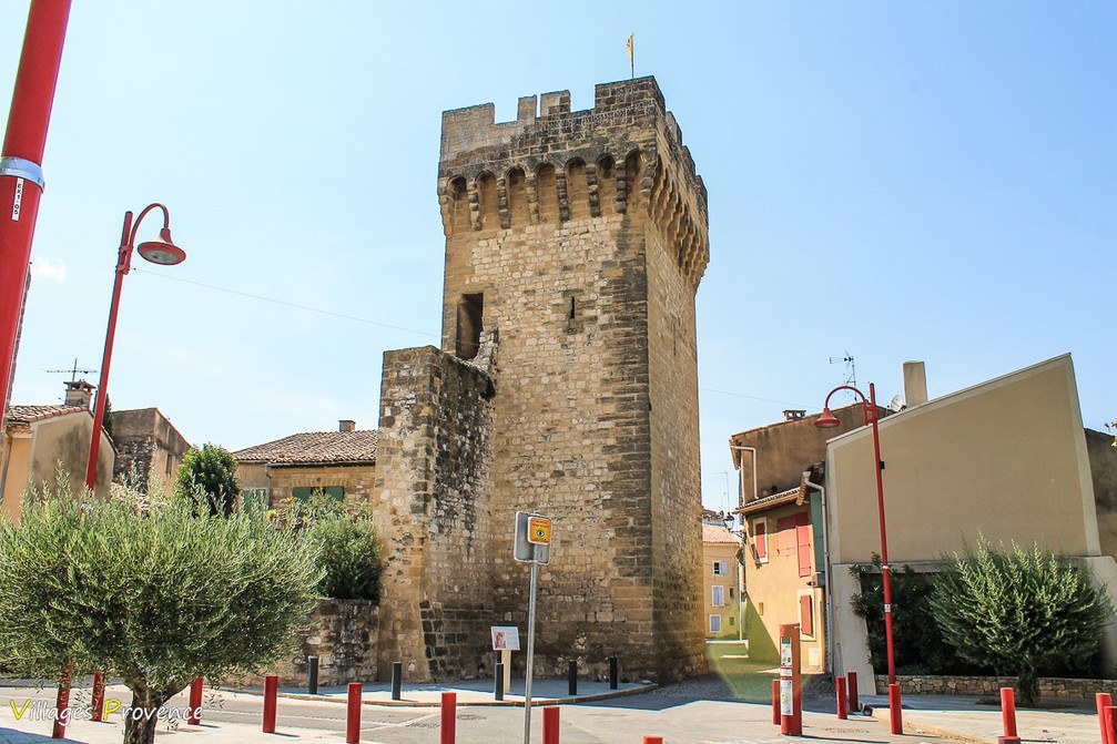 la tour d'aigues pertuis